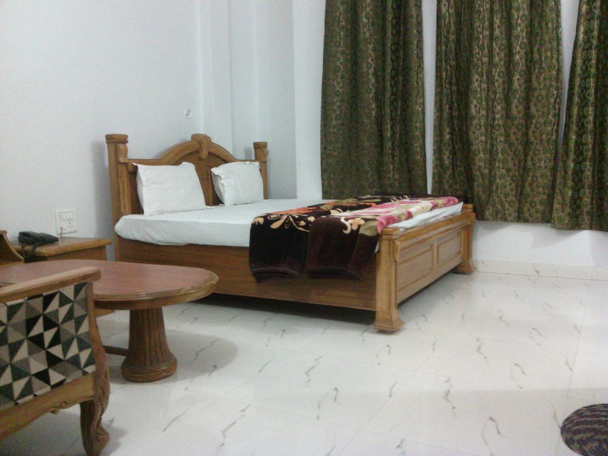 Dynasty Guest House Bénarès Extérieur photo