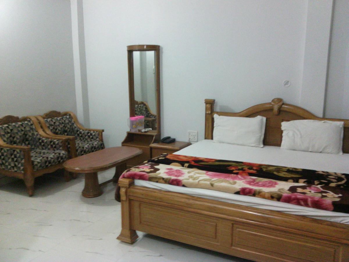 Dynasty Guest House Bénarès Extérieur photo